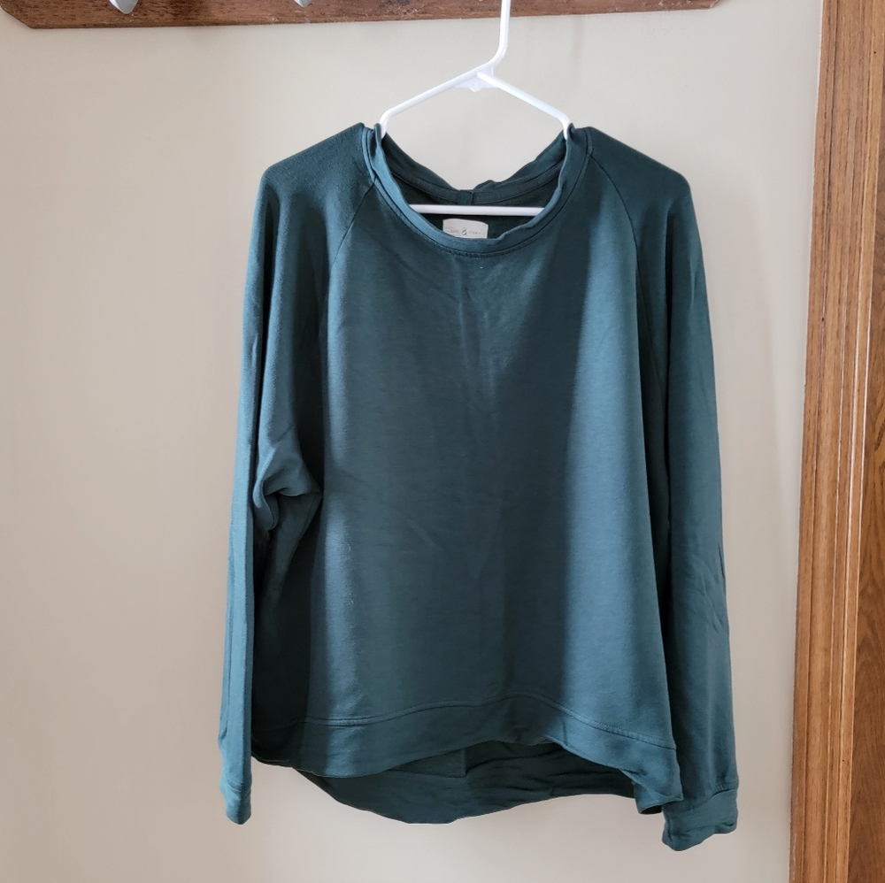 Lou & Grey Katina plush pullover